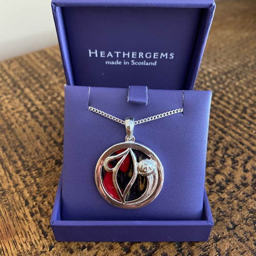 Heathergems Macintosh Pendant Necklace HP77 Red Purp