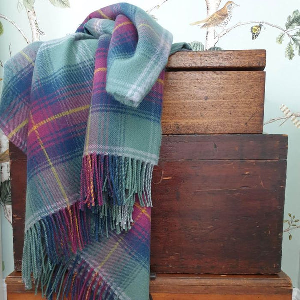 Lochcarron Hame Tartan Lambswool Blanket 