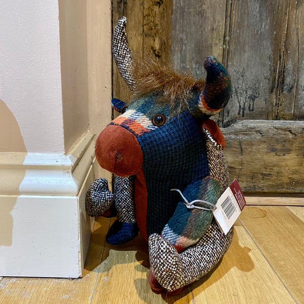 Patchwork Highland Cow Dora Designs