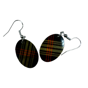 Earings Oval drop Black Tartan